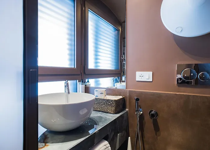 163 Boutique Hotel