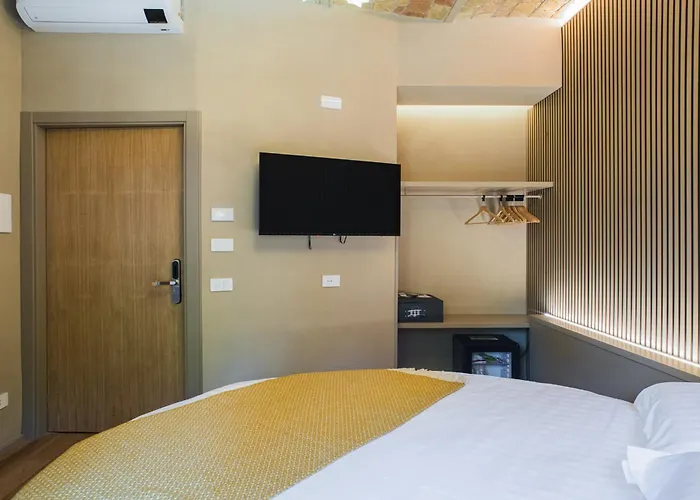 163 Boutique Hotel