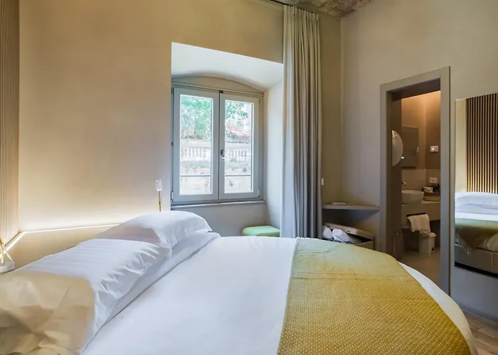 Hotel 163 Boutique