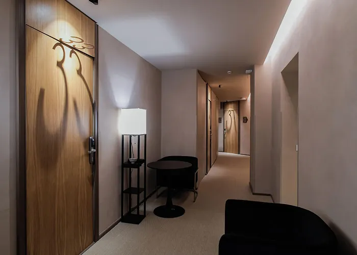 Hotel 163 Boutique *