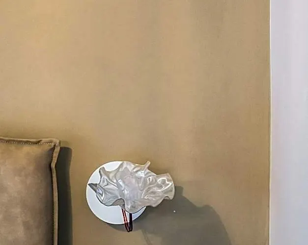 163 Boutique Roma